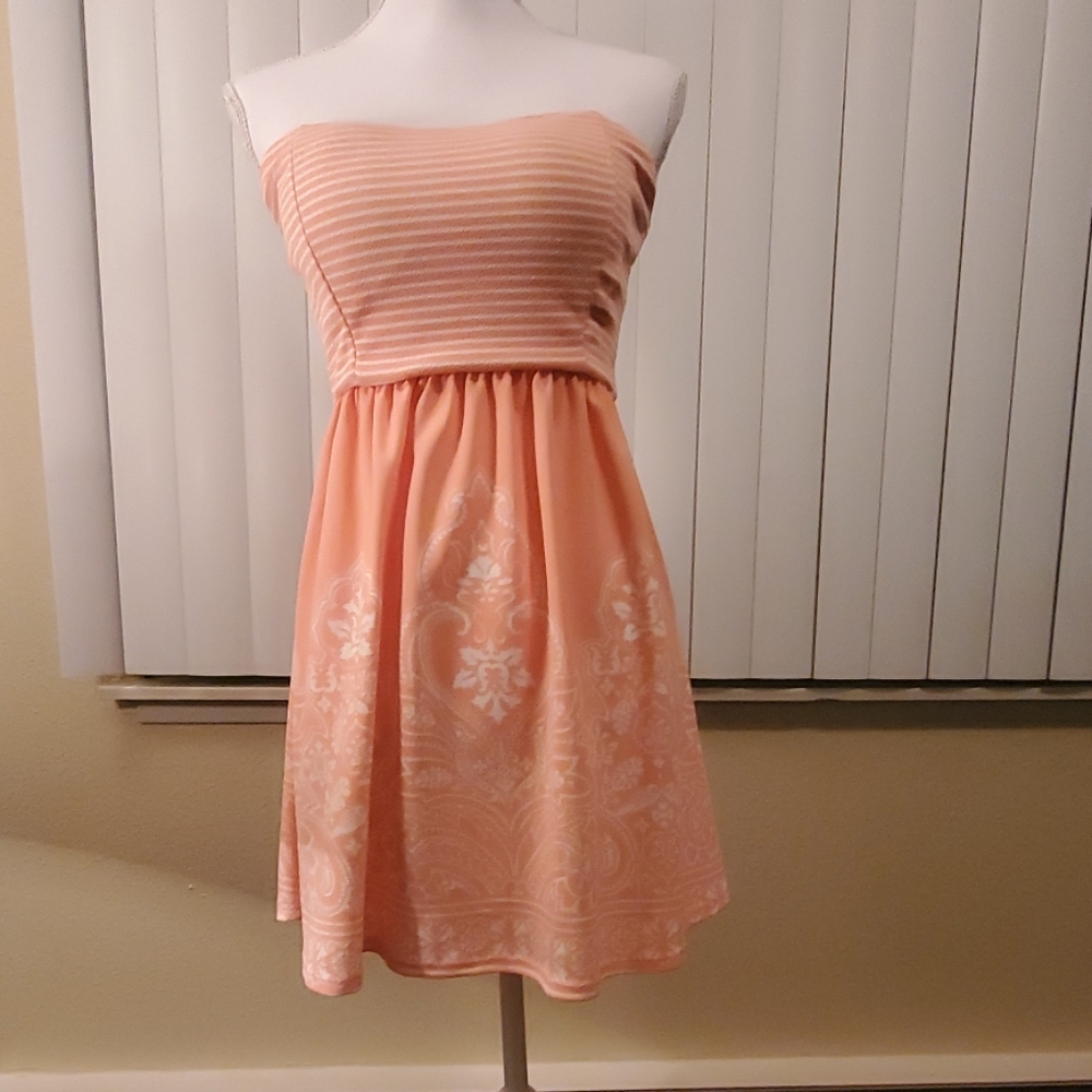 Peach strapless dress